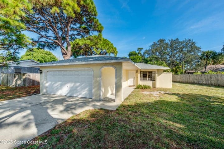 128 Lagoon Avenue, Melbourne, FL 32901 — photo 25