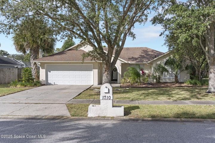 1710 Crane Creek Boulevard, Melbourne, FL 32940