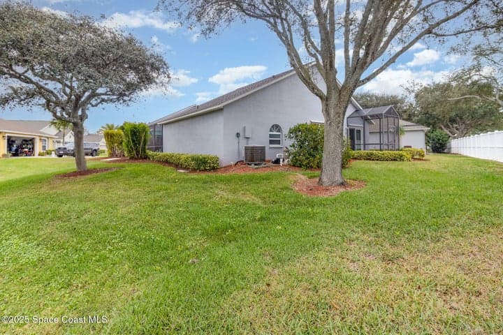 688 Naples Court, Melbourne, FL 32904 — photo 29