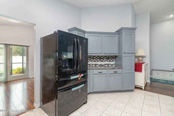 688 Naples Court, Melbourne, FL 32904 — photo 10