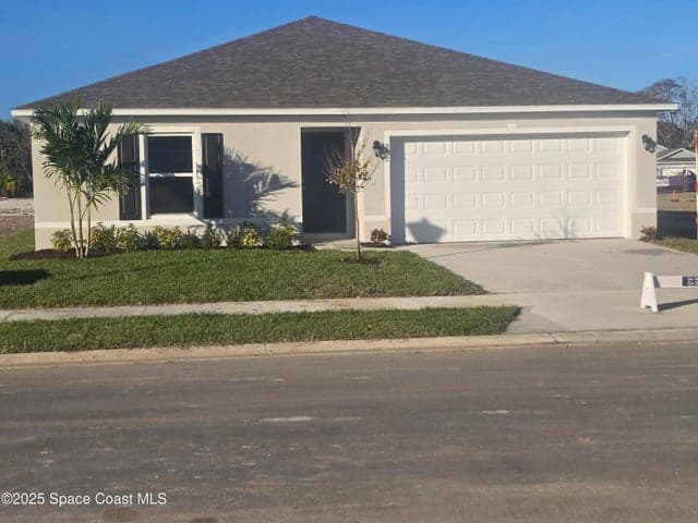 952 SW Richmond Circle SW, Palm Bay, FL 32908