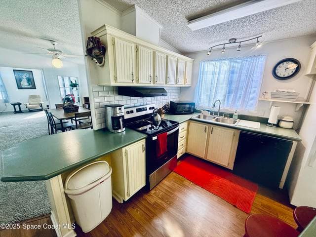2399 Coconut Palm Drive NE, Palm Bay, FL 32905 — photo 9