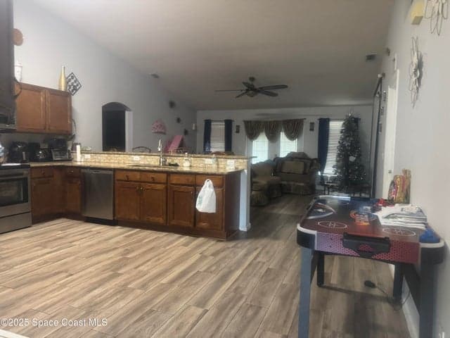 561 Borraclough Avenue NW, Palm Bay, FL 32907 — photo 5