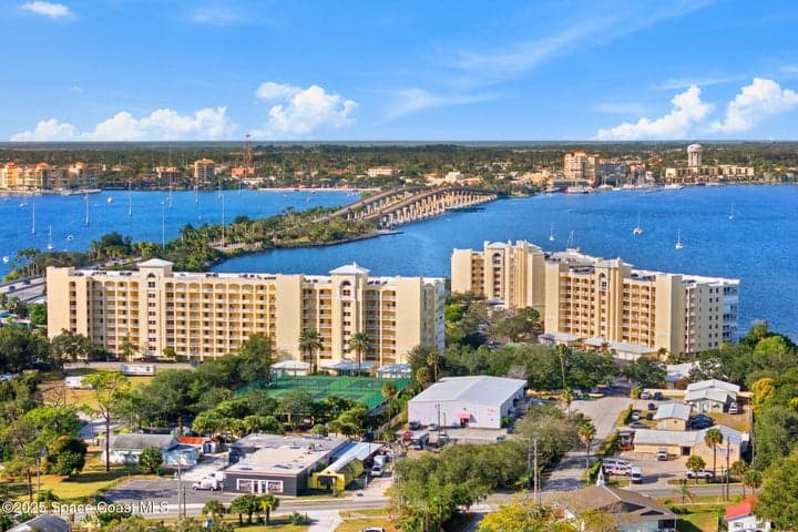 134 Starboard Lane 301, Merritt Island, FL 32953