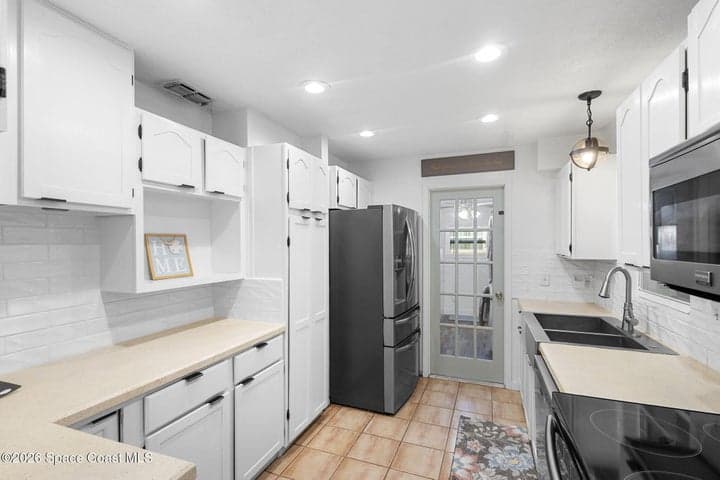 727 Clarke Avenue, Melbourne, FL 32935 — photo 9