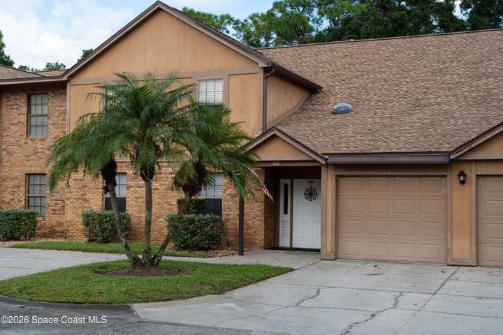 605 Saint Albans Court W 18h, Melbourne, FL 32904