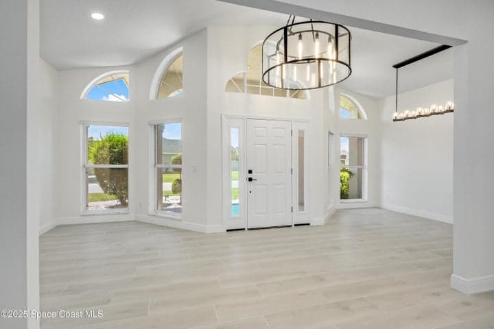 215 Beverly Court, Melbourne Beach, FL 32951 — photo 6