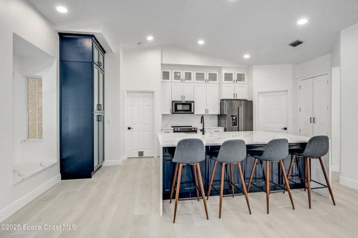 215 Beverly Court, Melbourne Beach, FL 32951 — photo 13
