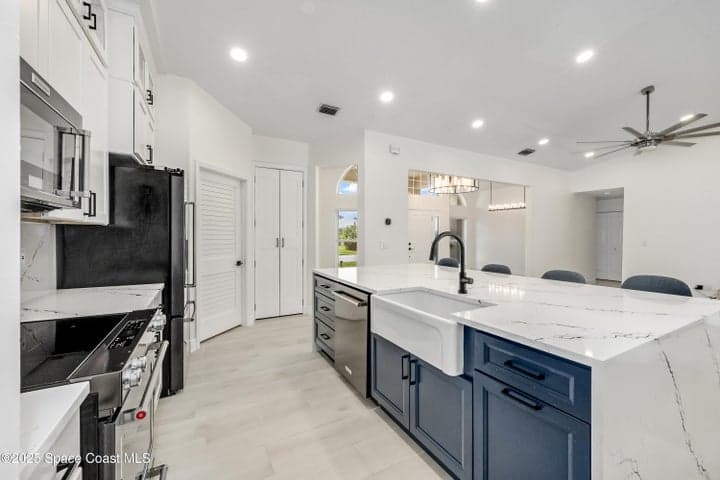 215 Beverly Court, Melbourne Beach, FL 32951 — photo 15
