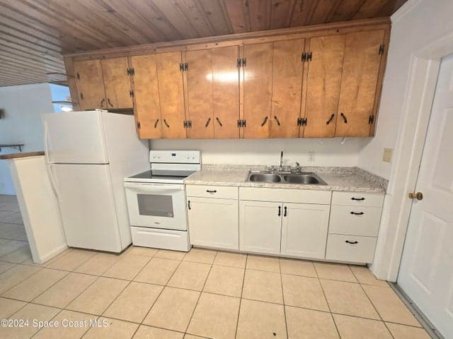1812 Guava Avenue, Melbourne, FL 32935 — photo 7