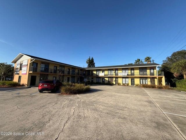 102 Columbia Drive 202, Cape Canaveral, FL 32920