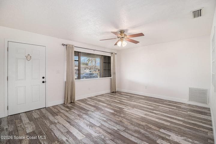 581 Clarke Avenue, Melbourne, FL 32935 — photo 3