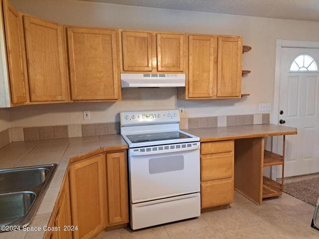 1417 Powell Avenue, Melbourne, FL 32901 — photo 4