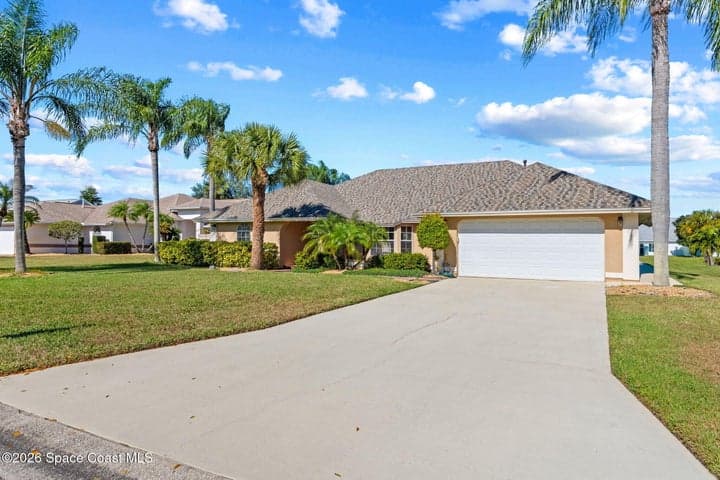 818 Spanish Wells Drive, Melbourne, FL 32940 — photo 9