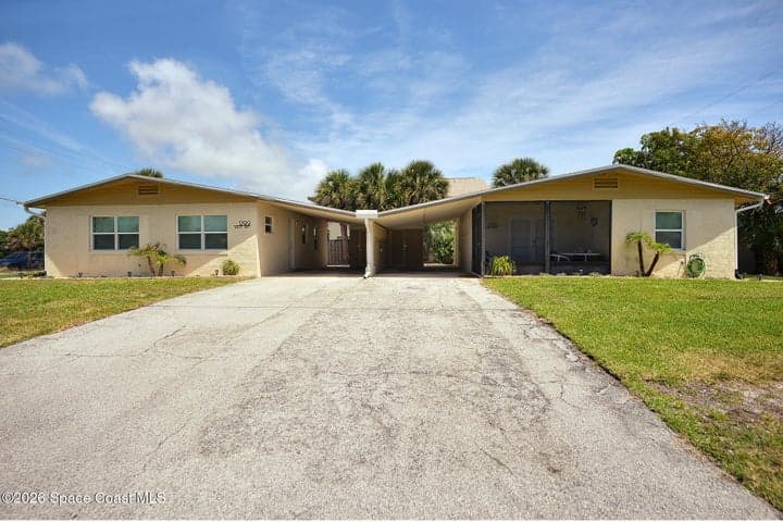 1299 S Orlando Avenue S, Cocoa Beach, FL 32931