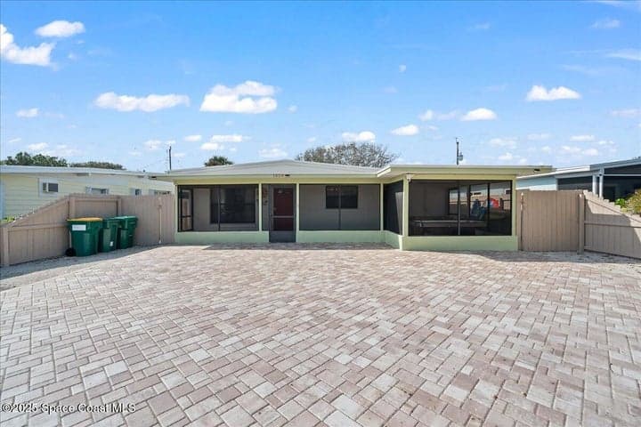 1350 S Orlando Avenue, Cocoa Beach, FL 32931