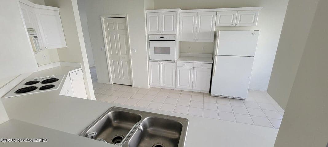 729 Kenwood Circle, Melbourne, FL 32940 — photo 11