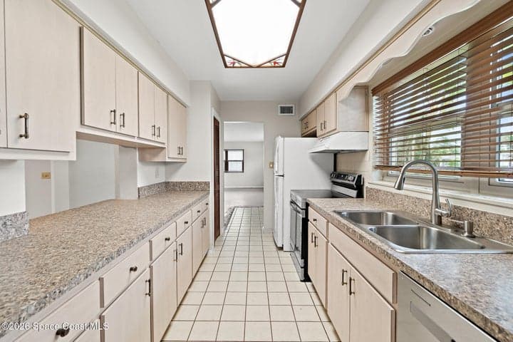 105 Hedgegrove Avenue, Satellite Beach, FL 32937 — photo 7