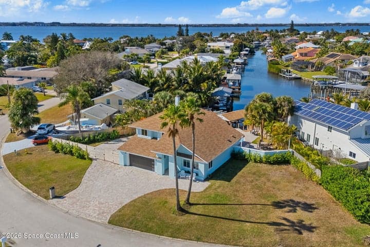 398 Riverview Lane, Melbourne Beach, FL 32951
