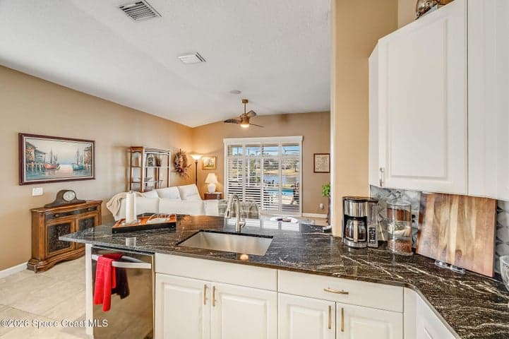 426 Gardendale Circle SE, Palm Bay, FL 32909 — photo 32