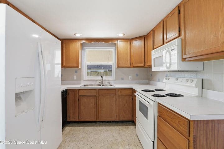 875 Kings Post Road, Rockledge, FL 32955 — photo 9