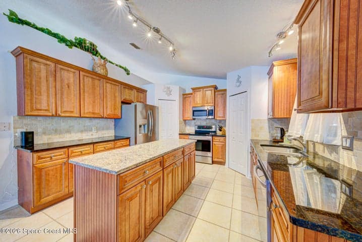 261 Franciscan Avenue NW, Palm Bay, FL 32907 — photo 7