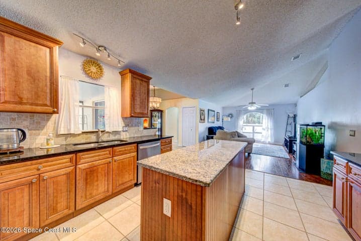 261 Franciscan Avenue NW, Palm Bay, FL 32907 — photo 9