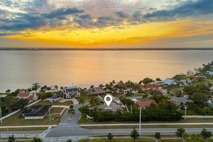 704 Malibu Lane, Indialantic, FL 32903 — photo 5