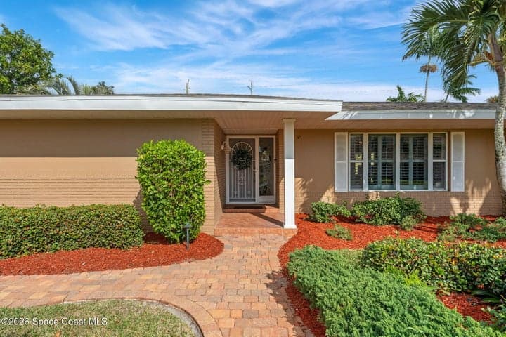 704 Malibu Lane, Indialantic, FL 32903 — photo 7