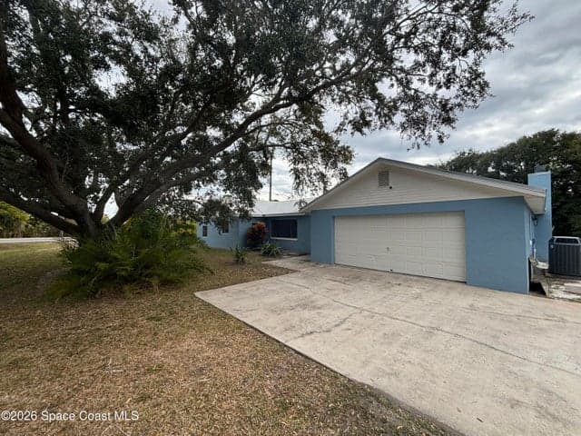 6335 S Tropical Trail, Merritt Island, FL 32952
