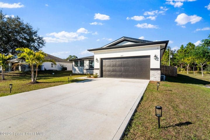 207 Bellbrook Street SE, Palm Bay, FL 32909 — photo 3
