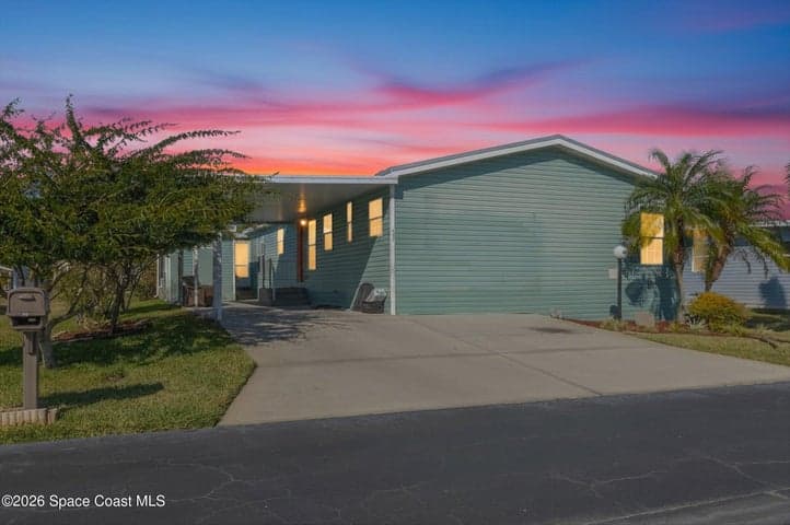 427 Horseshoe Bend Circle 151, Cocoa, FL 32926