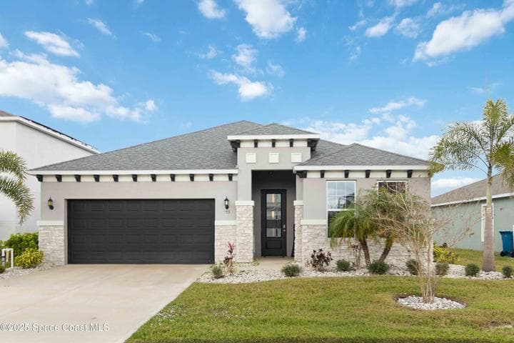 553 Cooper Court SW, Palm Bay, FL 32908