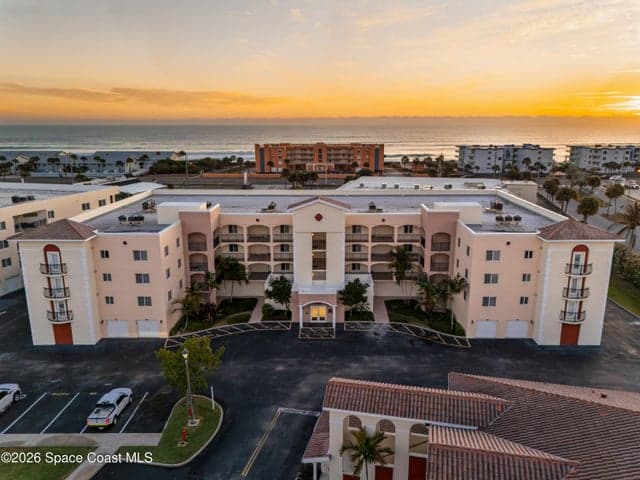 121 Lancha Circle 107, Satellite Beach, FL 32937