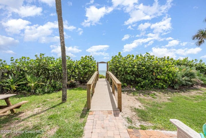 995 N Highway A1a #401, Indialantic, FL 32903 — photo 25