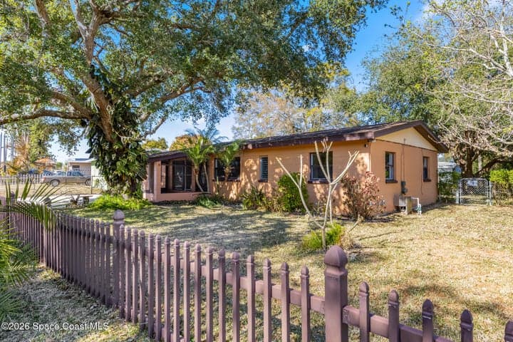 2082 Little John Road, Melbourne, FL 32935 — photo 13