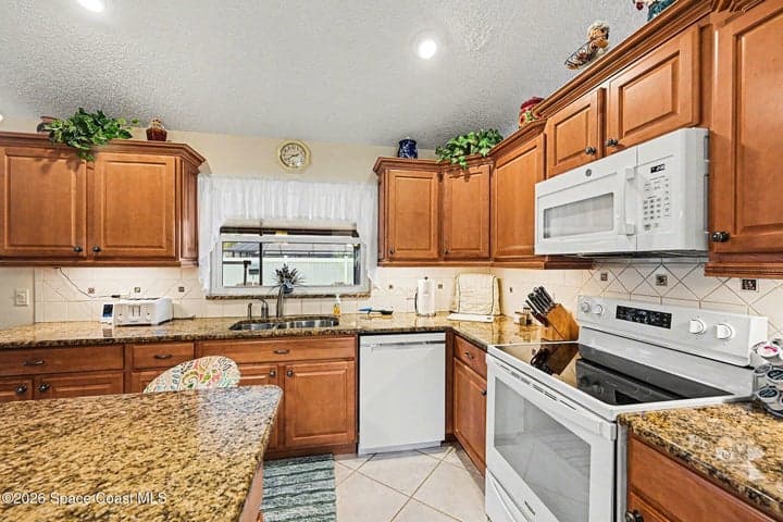 864 Yorktowne Drive, Rockledge, FL 32955 — photo 10