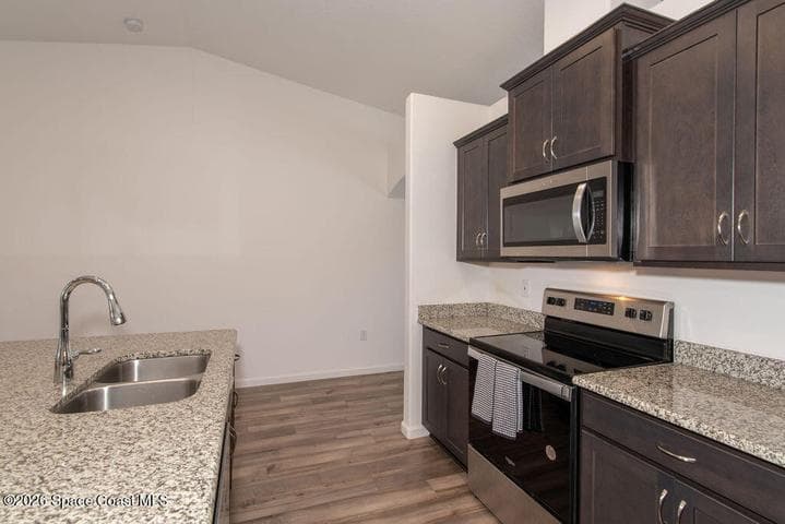 548 Burlington Avenue NE, Palm Bay, FL 32907 — photo 9