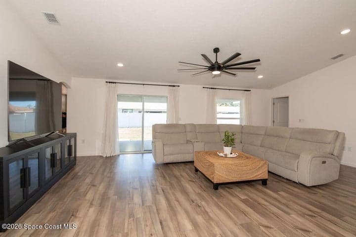 548 Burlington Avenue NE, Palm Bay, FL 32907 — photo 6