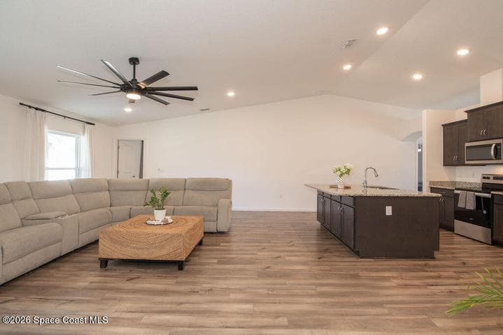 548 Burlington Avenue NE, Palm Bay, FL 32907 — photo 7
