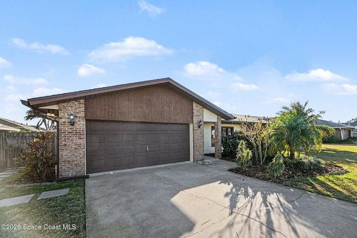 2001 Thistle Drive, Melbourne, FL 32935 — photo 4