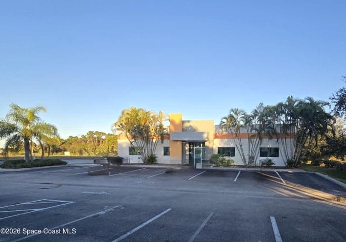 1160 Broadband Drive F2, Melbourne, FL 32901