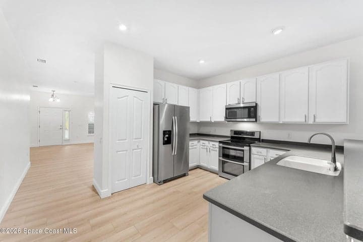 570 Martello Way, Melbourne, FL 32901 — photo 6
