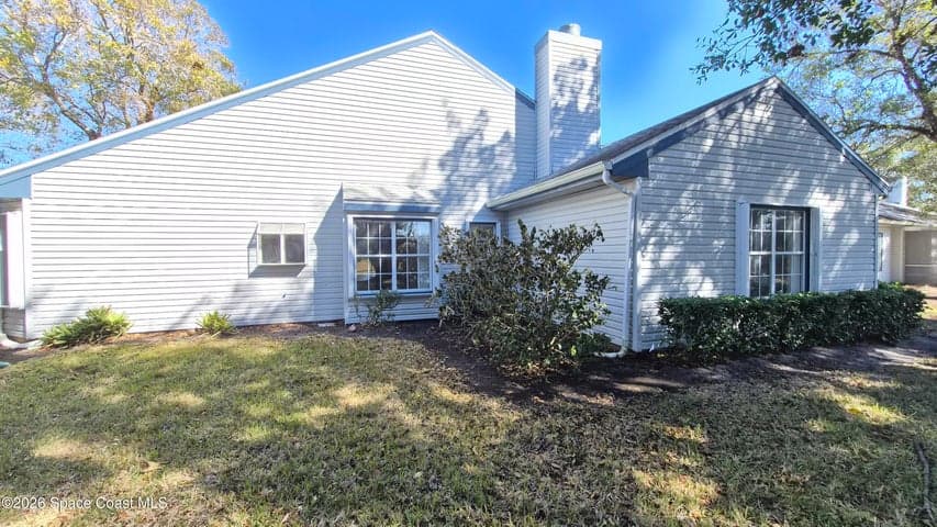 4948 Lake Waterford Way W #203-2, Melbourne, FL 32901