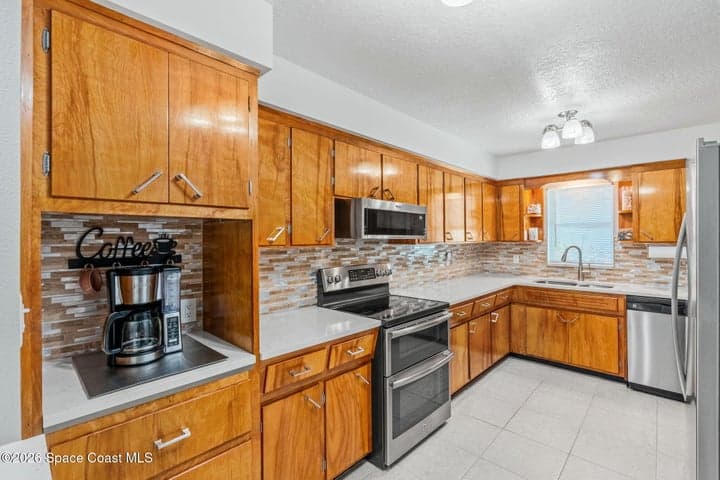 1075 Samar Road, Cocoa Beach, FL 32931 — photo 12