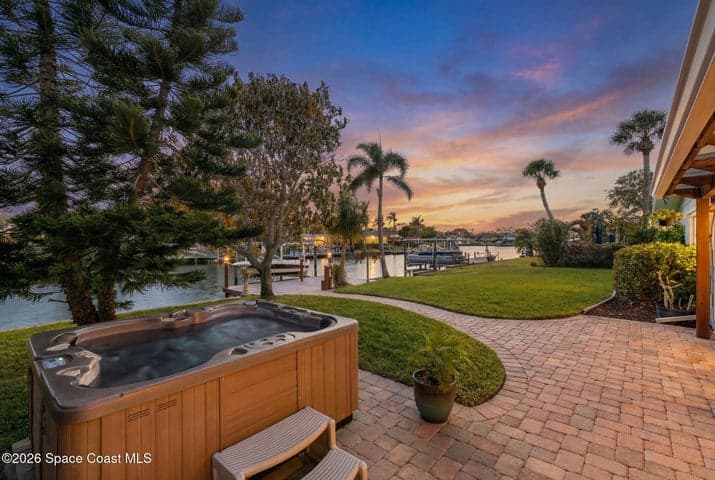 1075 Samar Road, Cocoa Beach, FL 32931