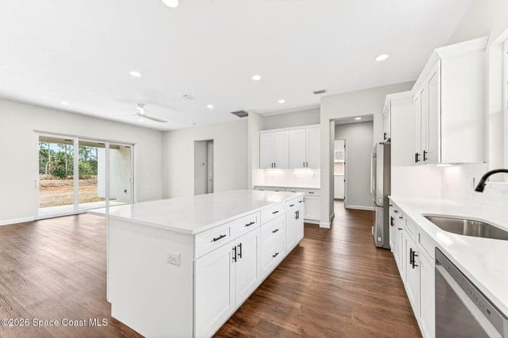 760 Starland Street SE, Palm Bay, FL 32909 — photo 10