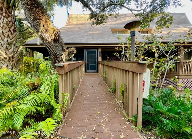6301 Treetop Drive, Melbourne Beach, FL 32951