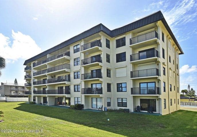 4570 Ocean Beach Boulevard 212, Cocoa Beach, FL 32931