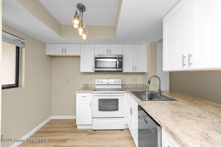 1704 University Lane #702, Cocoa, FL 32922 — photo 3
